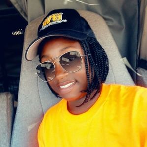 Meet your Posher, Jacqueline